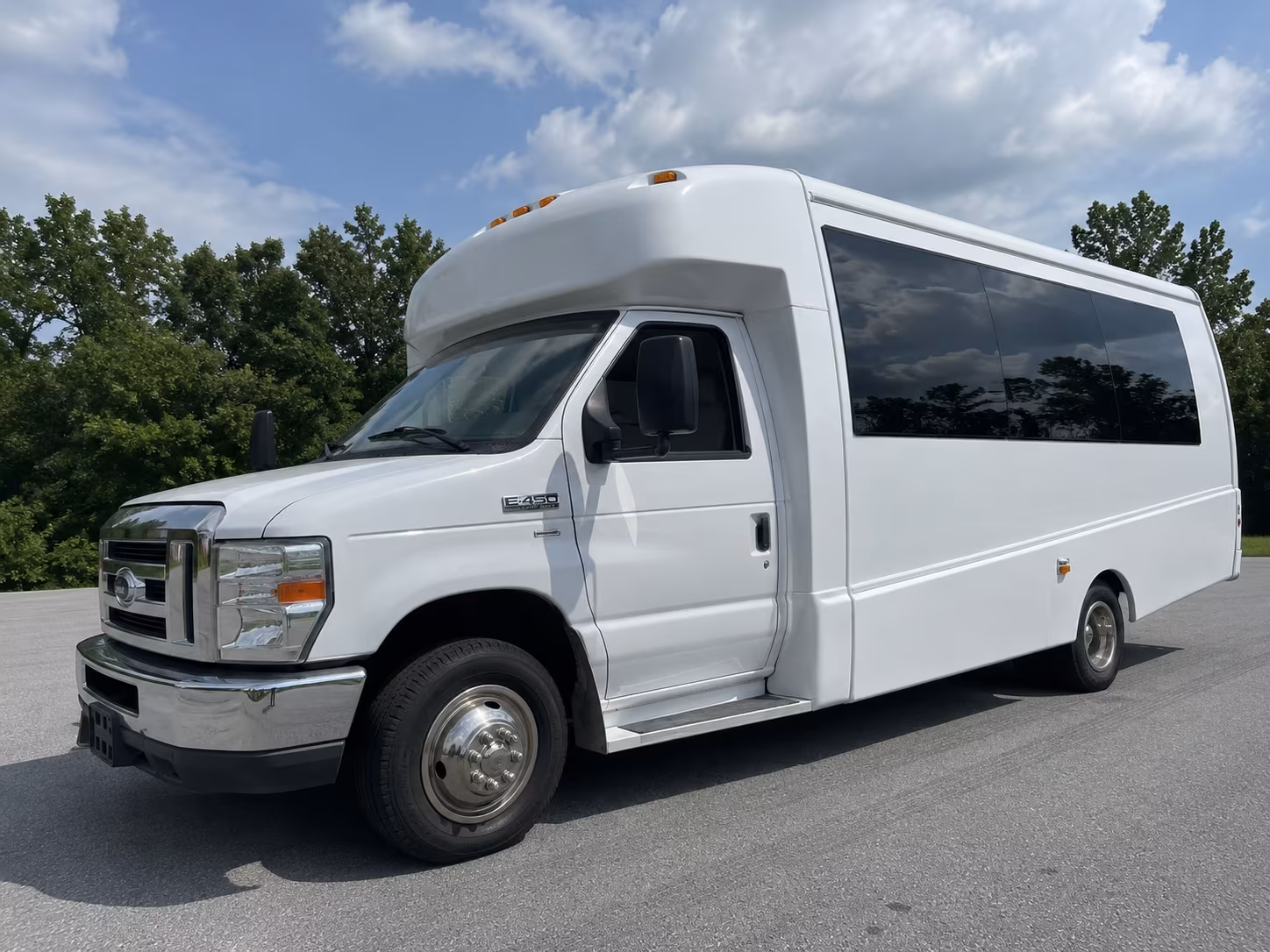 Overland Park Winery Tour & Pub Crawl Transportation onboard seating