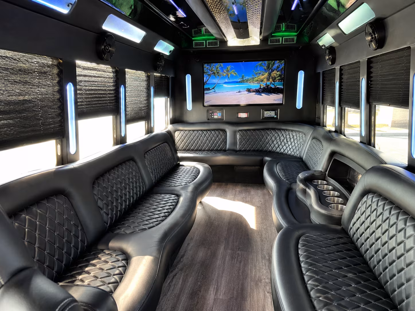 Overland Park Winery Tour & Pub Crawl Transportation party bus exterior