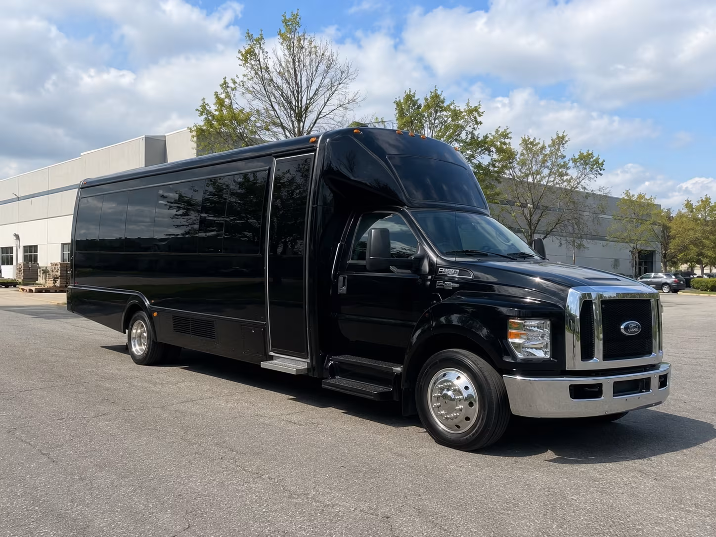 Overland Park Winery Tour & Pub Crawl Transportation